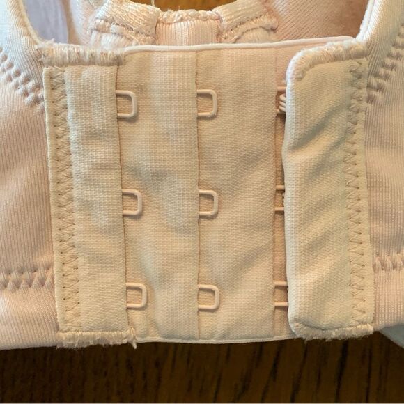 VANITY FAIR BRA WOMEN’S 40C NUDE BACK SMOOTHING FULL FIGURE CONTOUR 763. - Picture 6 of 11